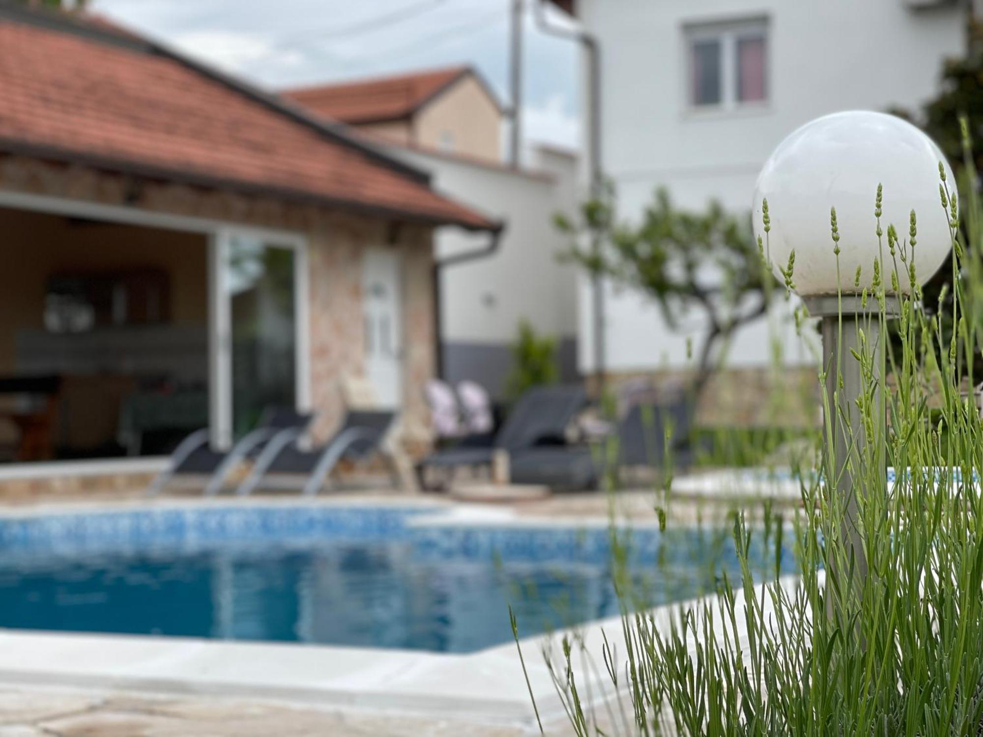 Sunny Apartment With Swimming Pool Stolac المظهر الخارجي الصورة